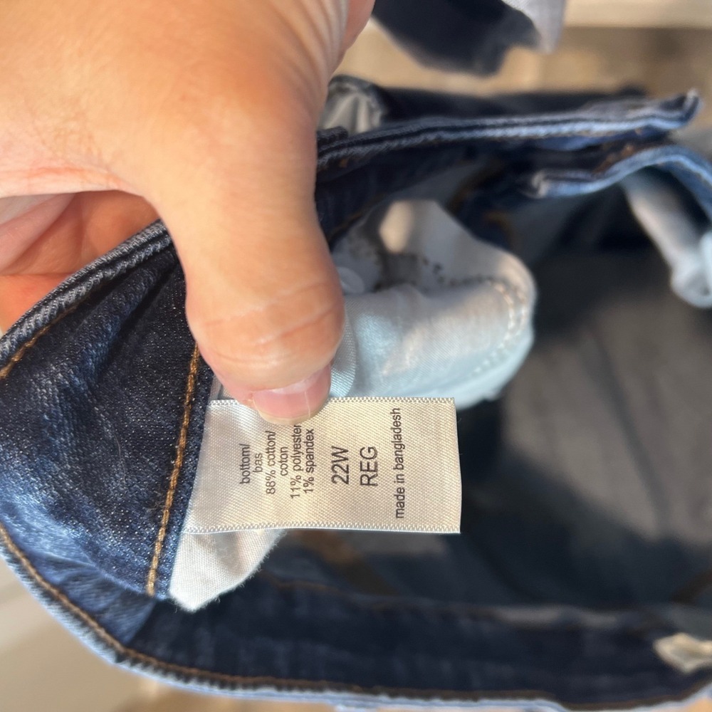 Maurices Womens Jeans‎ High Rise 90s Taper Dark Wash Blue 22W - Picture 6 of 7